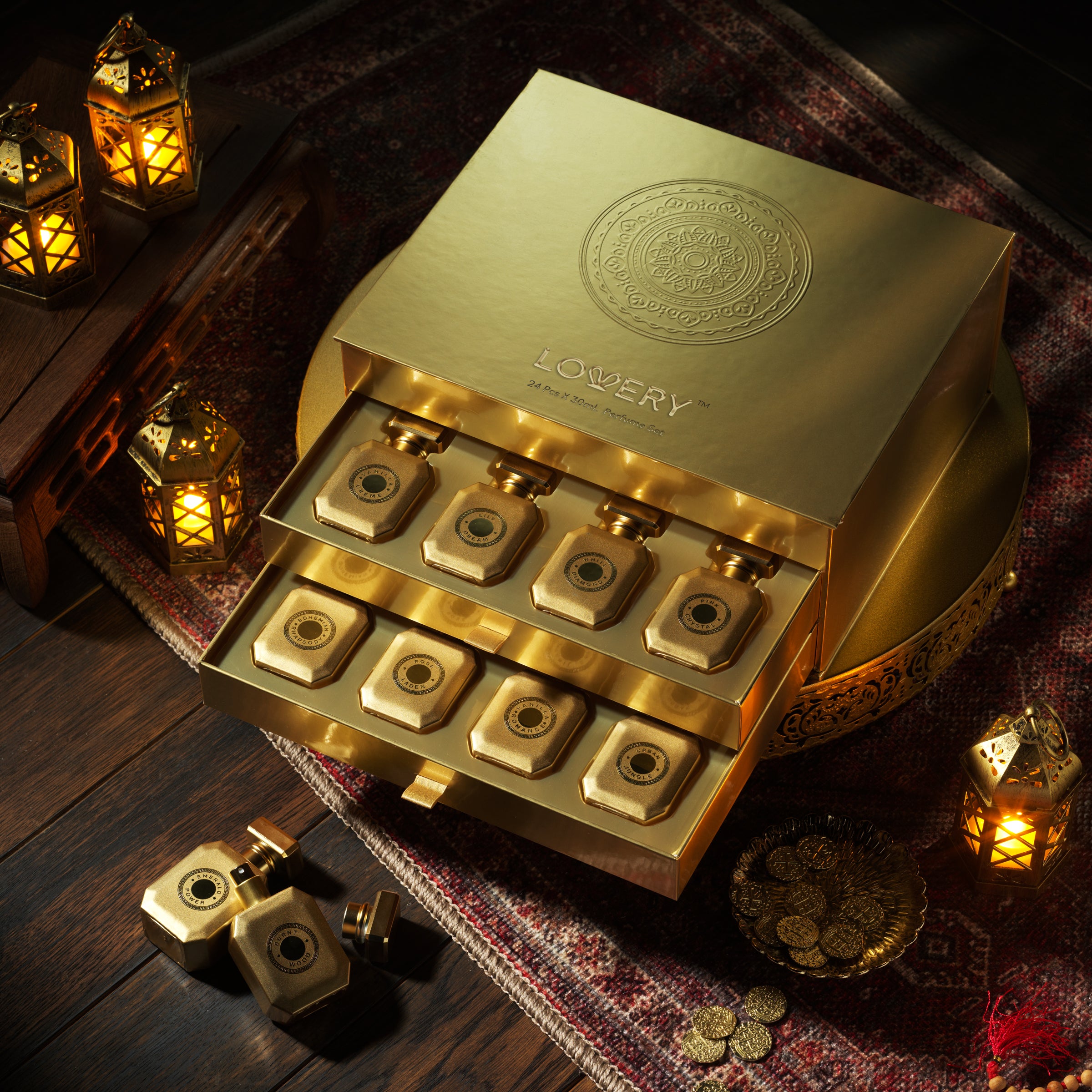 Perfume × ISETAN グッズセット P47 Prestige Eau de Parfum Gift Set, 25pc Holiday Perfume Gift Set